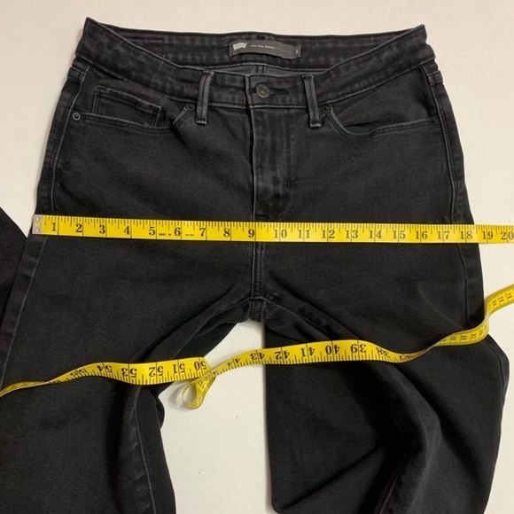 Levi’s Mid Rise Skinny Jeans, Size 8, Washed Black Stretch Denim - Picture 7 of 8